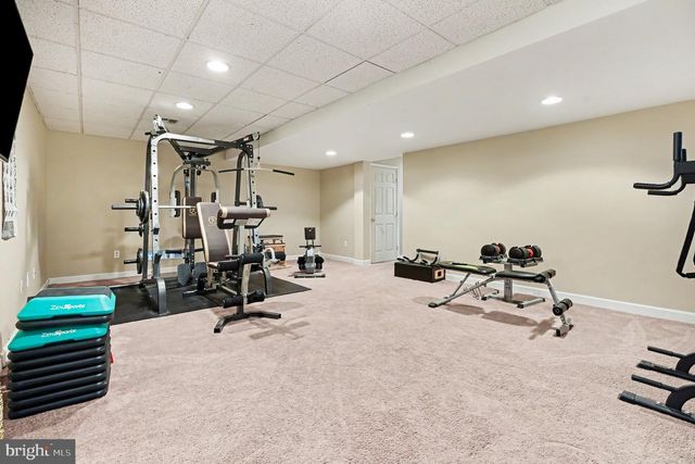 56 LONG MEADOW RD, Royersford, PA 19468