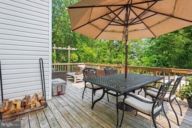 56 LONG MEADOW RD, Royersford, PA 19468