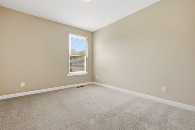410 Valley Spring Dr, Mount Juliet, TN 37122