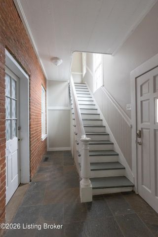 1661 Story Ave, Louisville, KY 40206