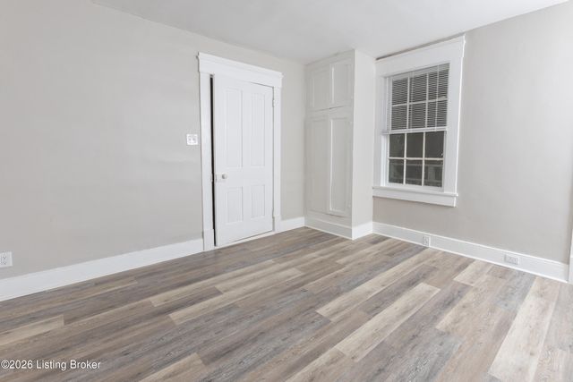 1661 Story Ave, Louisville, KY 40206
