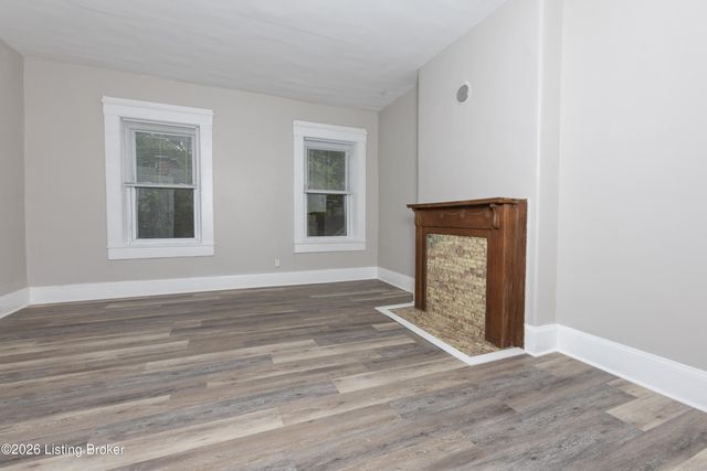 1661 Story Ave, Louisville, KY 40206
