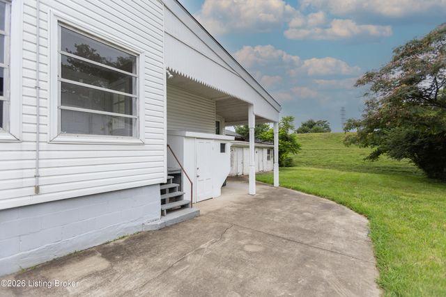 1661 Story Ave, Louisville, KY 40206