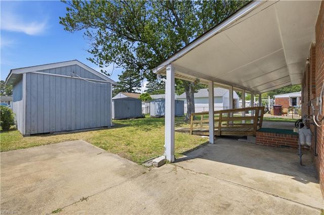 3020 Elbyrne DR, Chesapeake, VA 23325