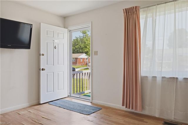 3020 Elbyrne DR, Chesapeake, VA 23325