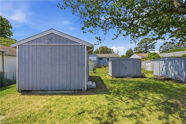 3020 Elbyrne DR, Chesapeake, VA 23325