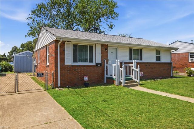 3020 Elbyrne DR, Chesapeake, VA 23325