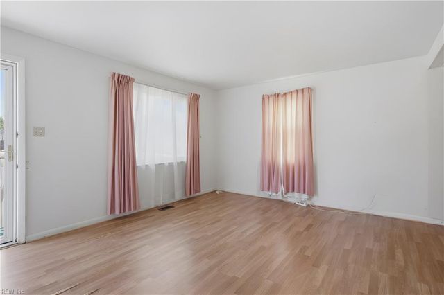 3020 Elbyrne DR, Chesapeake, VA 23325