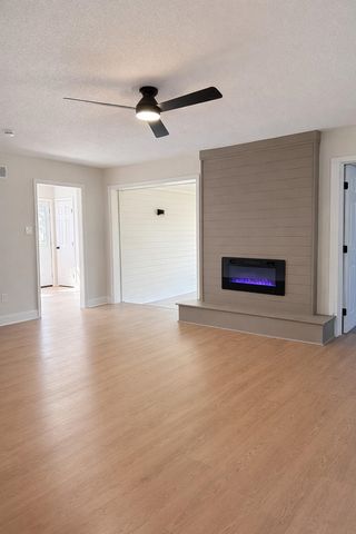 5147 HORNSBY DR, Memphis, TN 38116