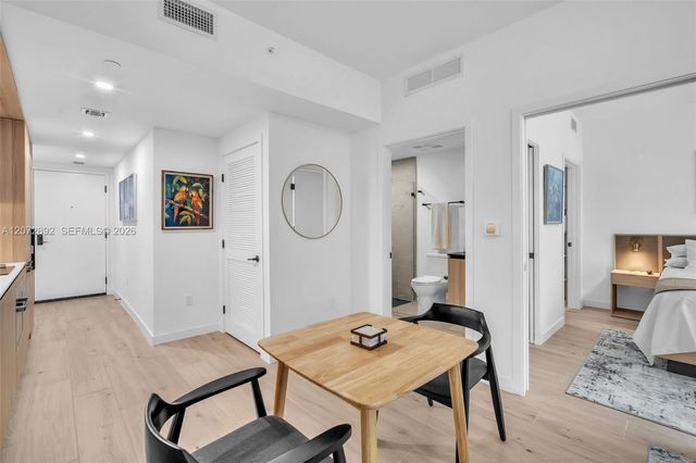 225 N Miami Avenue 210, Miami, FL 33128
