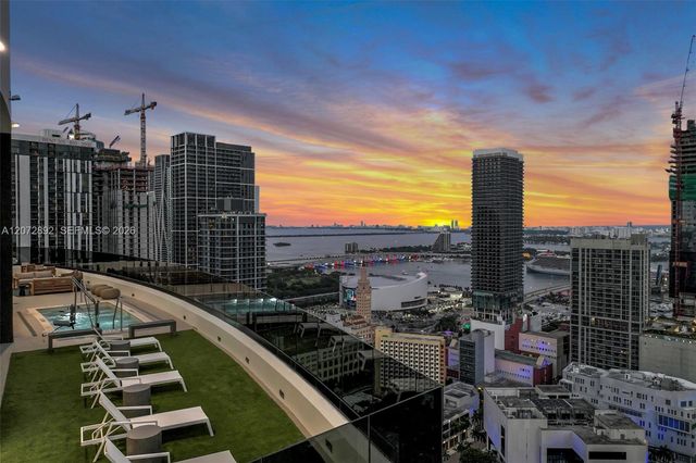 225 N Miami Avenue 210, Miami, FL 33128