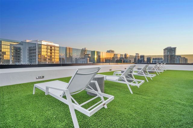 225 N Miami Avenue 210, Miami, FL 33128