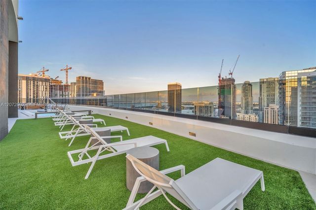 225 N Miami Avenue 210, Miami, FL 33128