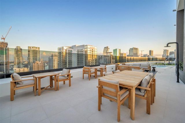 225 N Miami Avenue 210, Miami, FL 33128