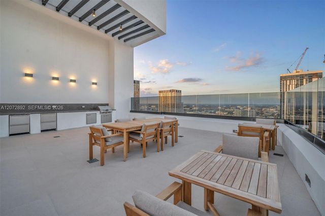 225 N Miami Avenue 210, Miami, FL 33128