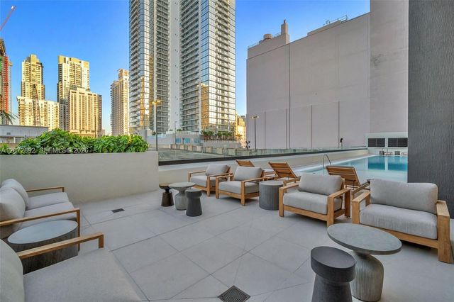 225 N Miami Avenue 210, Miami, FL 33128
