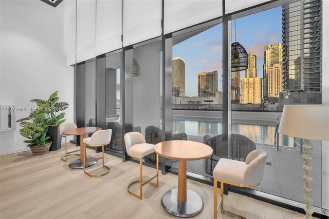 225 N Miami Avenue 210, Miami, FL 33128