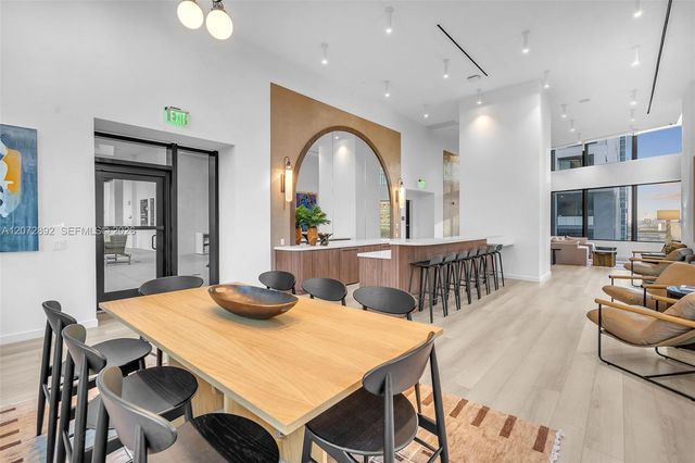 225 N Miami Avenue 210, Miami, FL 33128