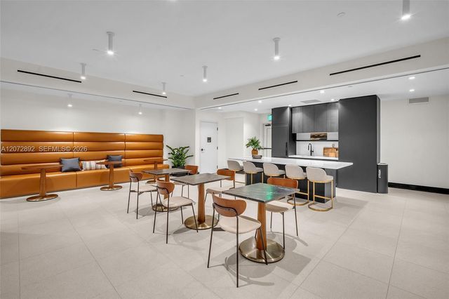 225 N Miami Avenue 210, Miami, FL 33128