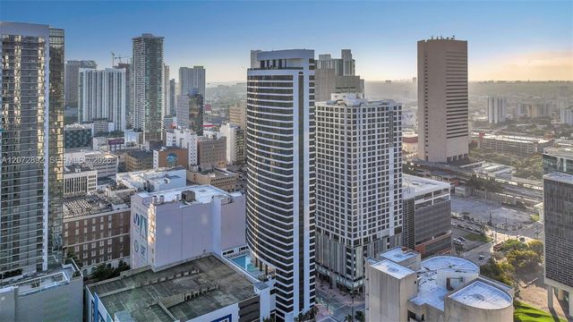 225 N Miami Avenue 210, Miami, FL 33128