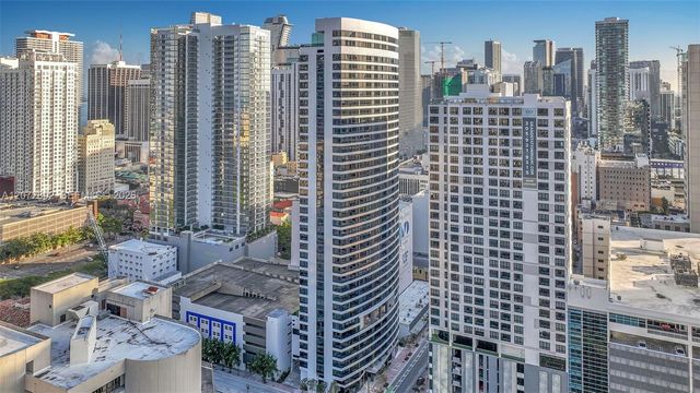 225 N Miami Avenue 210, Miami, FL 33128