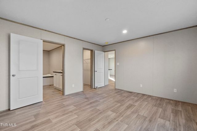 1512 Red Bud Dr, Newport, TN 37821