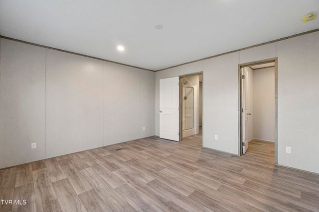 1512 Red Bud Dr, Newport, TN 37821