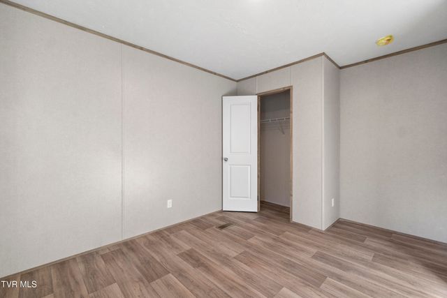 1512 Red Bud Dr, Newport, TN 37821