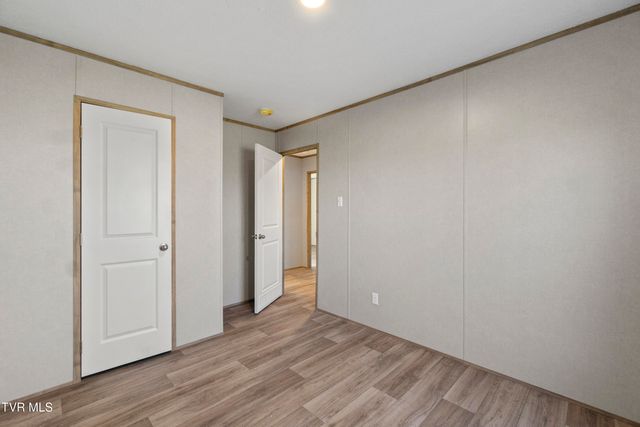 1512 Red Bud Dr, Newport, TN 37821