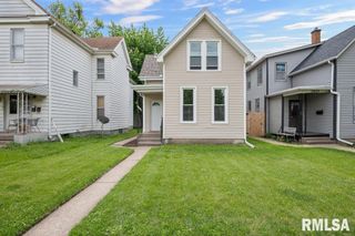 2025 W 3RD Street, Davenport, IA 52802
