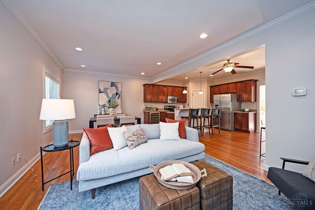 3220 Linwood Avenue, Cincinnati, OH 45226