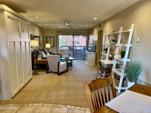 12222 N PARADISE VILLAGE Parkway 321, Phoenix, AZ 85032