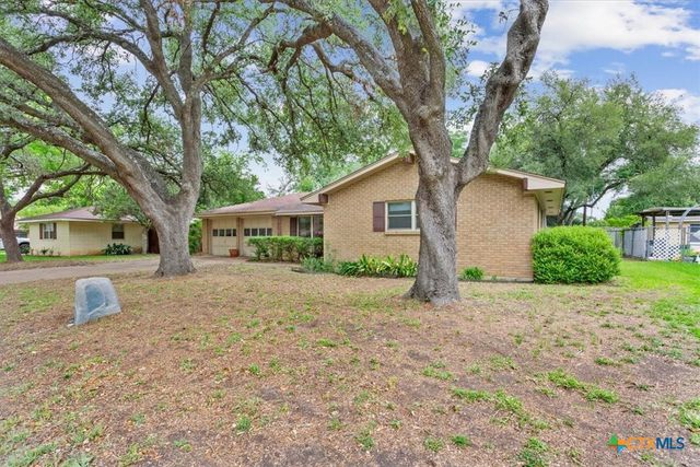 4412 Briar Cliff Road, Temple, TX 76502