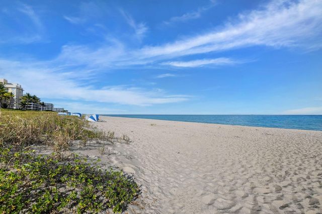 2860 S Ocean Boulevard 614, Palm Beach, FL 33480