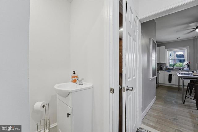 31 W ROCKLAND ST, Philadelphia, PA 19144