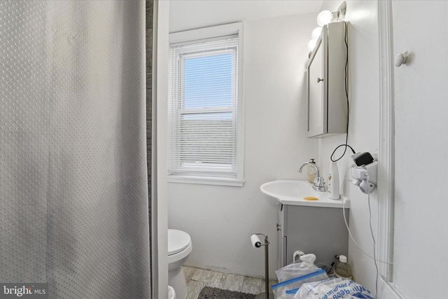 31 W ROCKLAND ST, Philadelphia, PA 19144