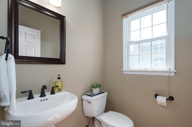 11 TANGLEWOOD CT, Skillman, NJ 08558