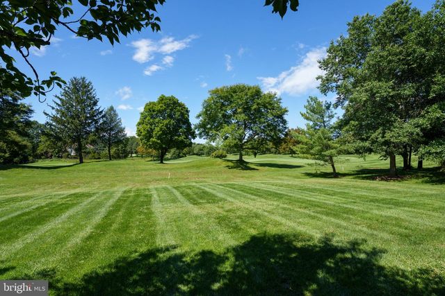 11 TANGLEWOOD CT, Skillman, NJ 08558