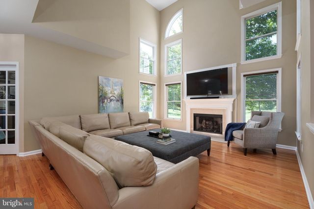 11 TANGLEWOOD CT, Skillman, NJ 08558