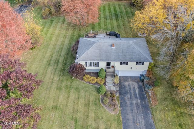 18 Grandview Avenue, Cohoes, NY 12047