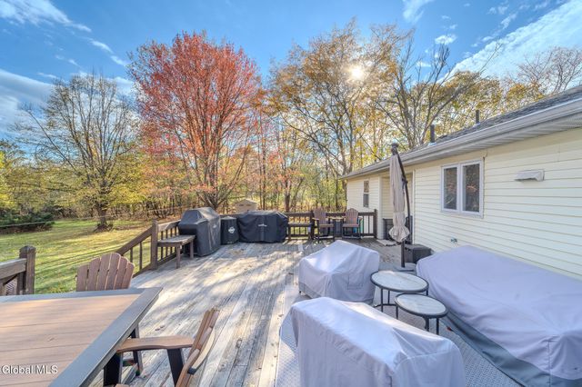 18 Grandview Avenue, Cohoes, NY 12047