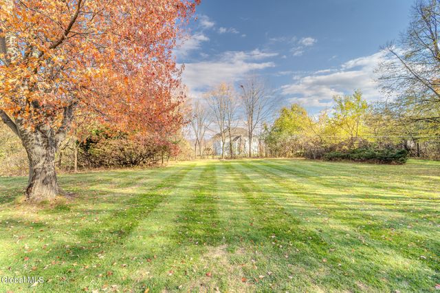 18 Grandview Avenue, Cohoes, NY 12047