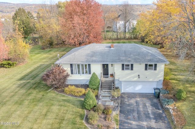 18 Grandview Avenue, Cohoes, NY 12047