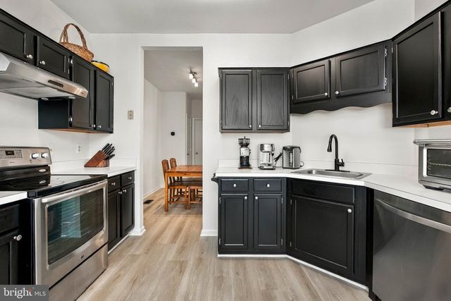 10320 ROYAL WOODS CT, Montgomery Village, MD 20886