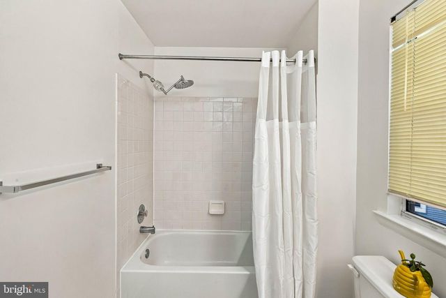 10320 ROYAL WOODS CT, Montgomery Village, MD 20886