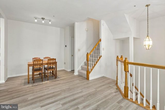 10320 ROYAL WOODS CT, Montgomery Village, MD 20886