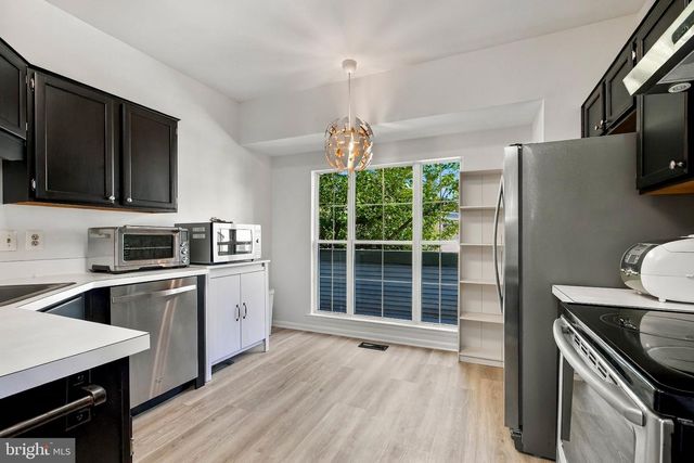 10320 ROYAL WOODS CT, Montgomery Village, MD 20886