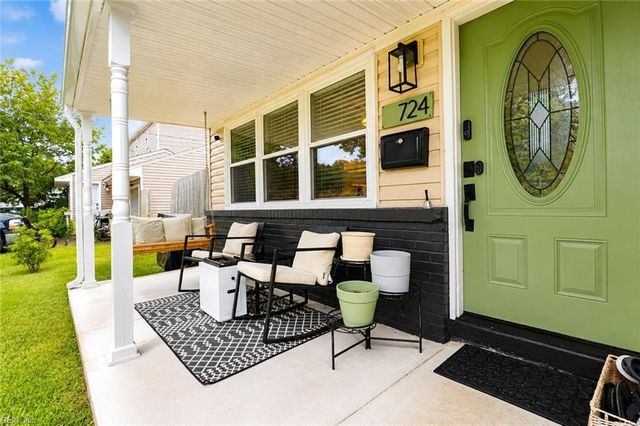724 Spooner RD, Virginia Beach, VA 23462