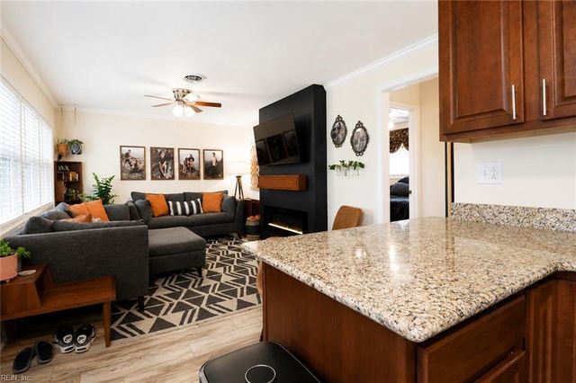 724 Spooner RD, Virginia Beach, VA 23462