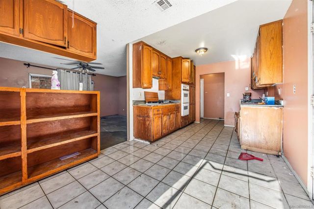 9048 Gideon Cir. S, Lakeside, CA 92040